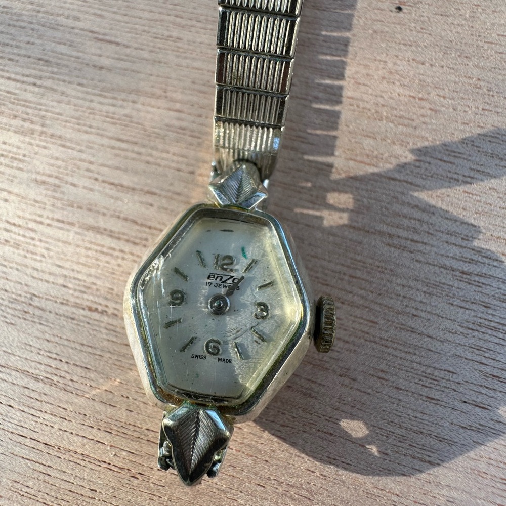 Vintage Silver Women’s Enzo Wristwatch